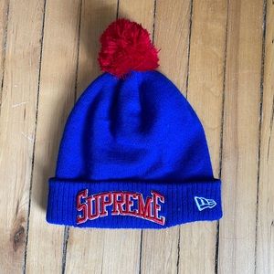 Limited edition Supreme x New Era collab toque